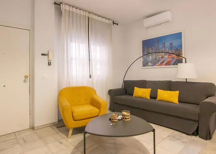 דירה Rentalsevilla Arjona I