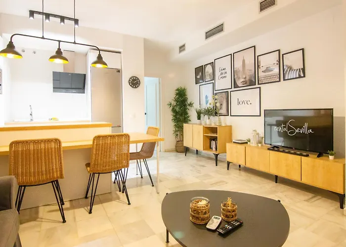 Rentalsevilla Arjona I דירה